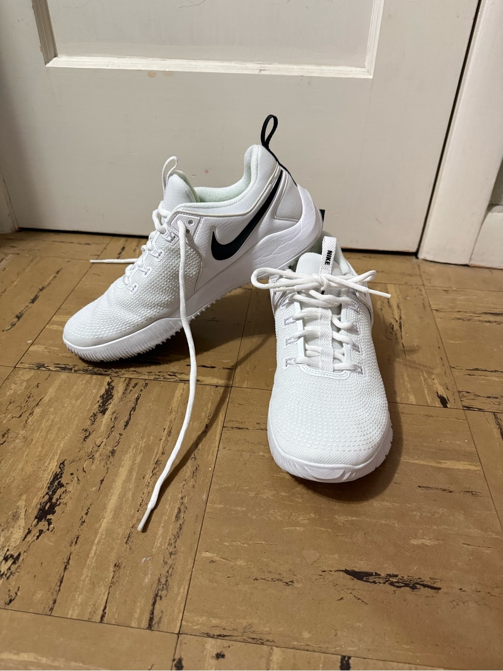 Nike Zoom HyperAce 2 Volleyball Shoes White Black Women’s Size 11
